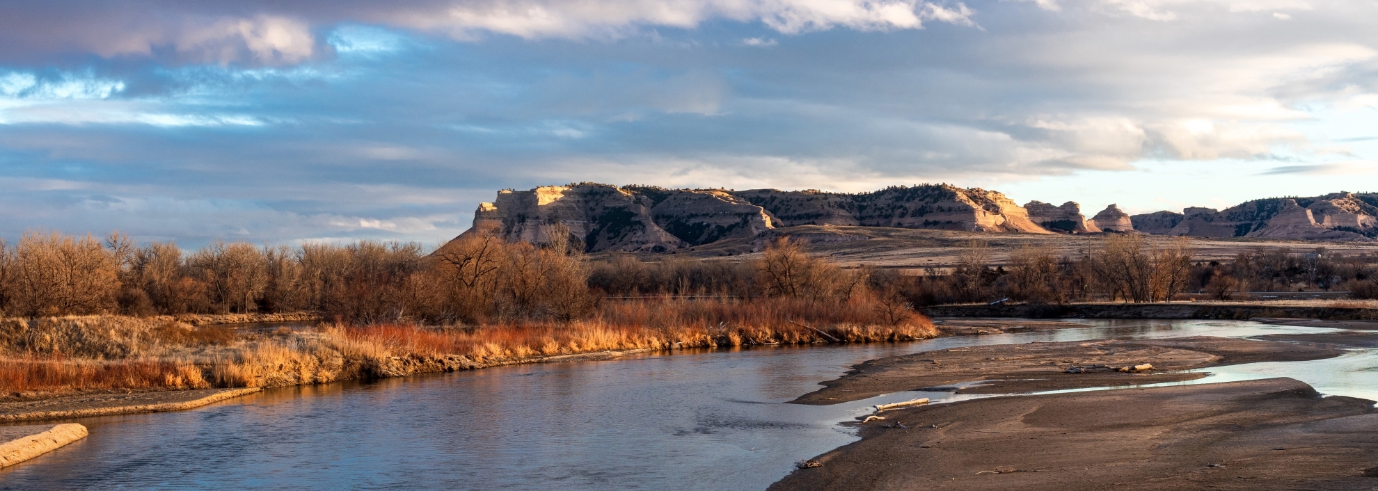 Scotts Bluff Sandbars,Scenic view of lake against sky during winter,Scotts Bluff National Monument,United States